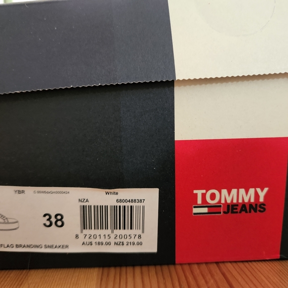 White Tommy Jeans sneakers Size 8 - Picture 5 of 5